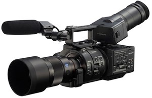 Sony giới thiệu phụ kiện hỗ trợ quay phim chuẩn RAW 2K/4K cho máy quay NEX-FS700