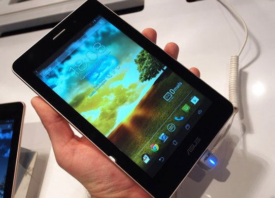 Smartphone tầm trung nào bán chạy nhất tuần qua?