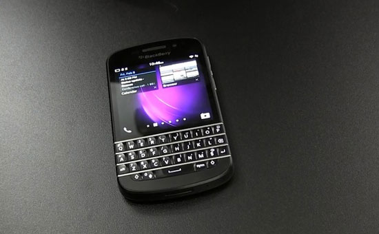 BlackBerry Q10 Smartphone BlackBerry Q10 bán đắt hàng tại Pháp