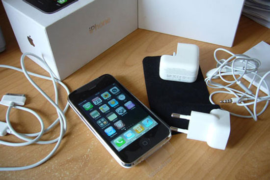 iPhone 3GS đã qua sử dụng iPhone, iPad cũ tiếp tục "sụt" giá