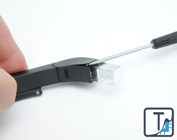 Giá linh kiện của Google Glass chỉ 80 USD