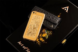 iPhone 5S vỏ vàng giá 180 triệu đồng