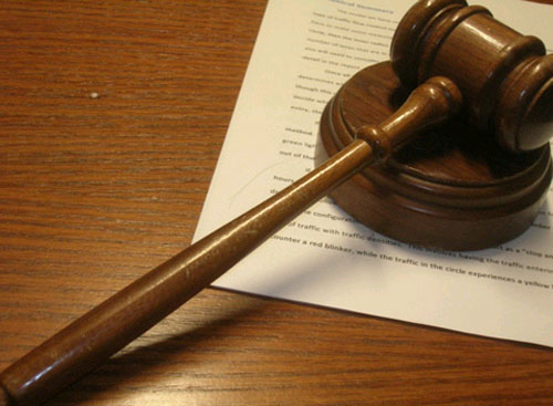 Apple và Google "bắt tay làm hòa"