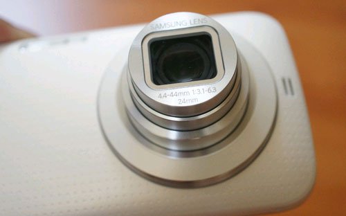 Galaxy K Zoom bán tại Việt Nam đầu tháng 7