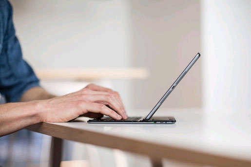 Bàn phím siêu mỏng Ultrathin cho iPad Logitech tung bàn phím siêu mỏng Ultrathin cho iPad