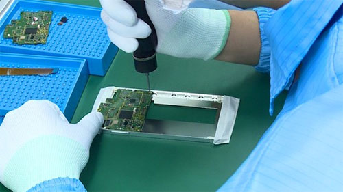 Thiết kế của Bkav Bphone đã hoàn toàn lộ diện ?