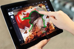 Adobe sẽ ngừng bán ứng dụng Photoshop Touch vào ngày 28/5