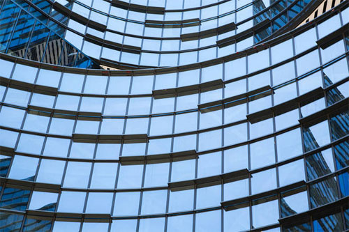 Samsung sử dụng nhiều các tấm kính màu xanh