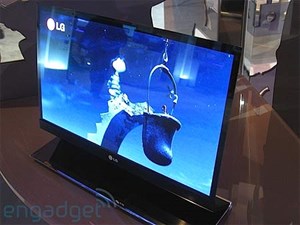 TV OLED 15 inch ra mắt tháng 12