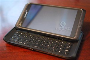 Nokia N9 và C7 lộ diện 