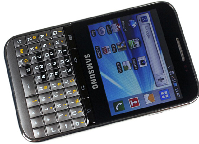 'Đập hộp' Galaxy Pro bàn phím QWERTY