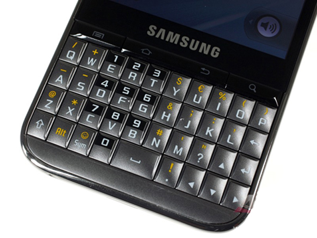 'Đập hộp' Galaxy Pro bàn phím QWERTY
