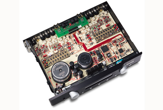 Preamp stereo No 326S của Mark Levinson