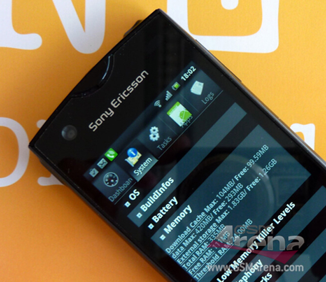 Sony Ericsson ST18i chạy Android