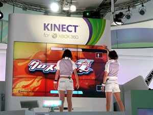 Kinect có thể điều khiển tivi, tim kiếm trên YouTube
