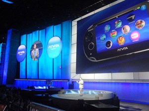 Sony ra mắt PlayStation Vita, giá từ 250 USD