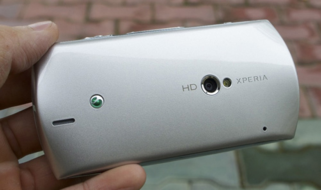Đánh giá Sony Ericsson Xperia Neo