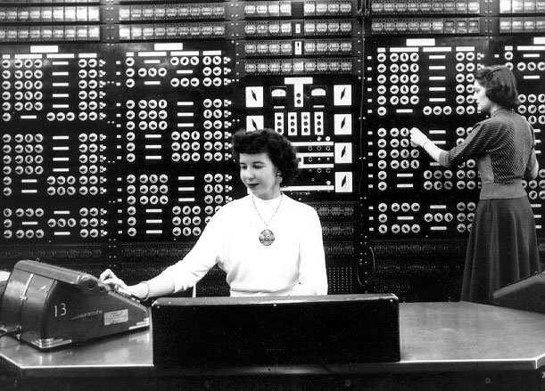 Nguồn gốc của các thuật ngữ công nghệ phổ biến