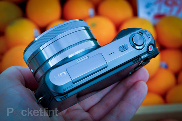 Ngắm Sony NEX-C3 các màu