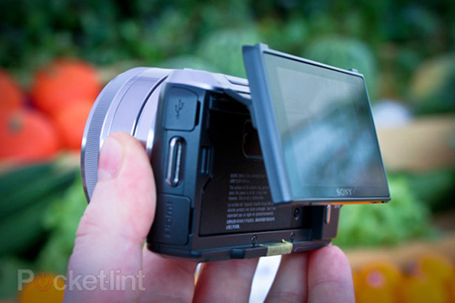 Ngắm Sony NEX-C3 các màu