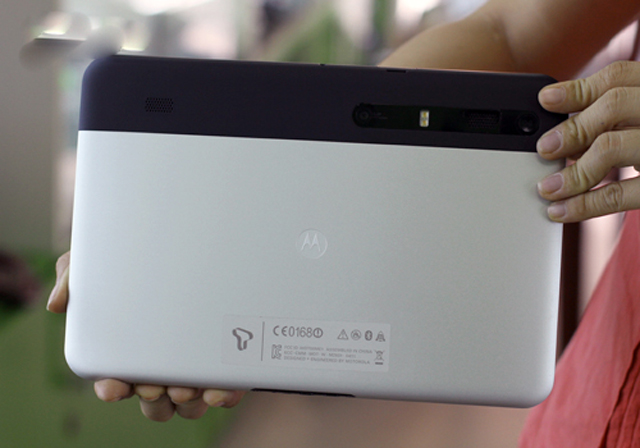 Motorola Xoom bản GSM giá 18 triệu