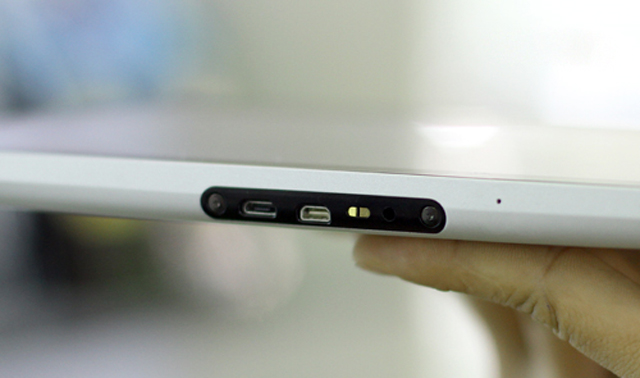 Motorola Xoom bản GSM giá 18 triệu