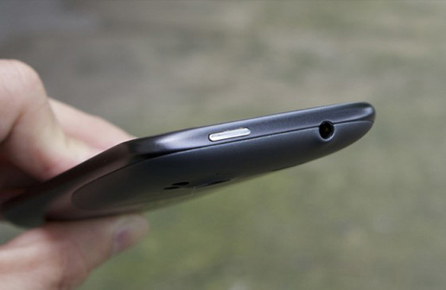 Đánh giá HTC Sensation