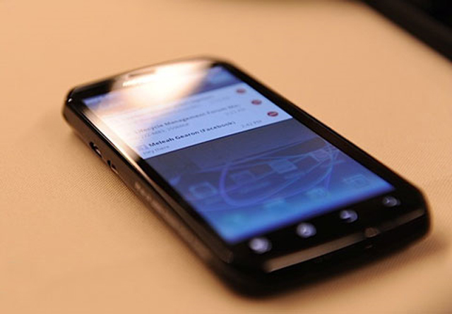 Ảnh thực tế Motorola Photon 4G