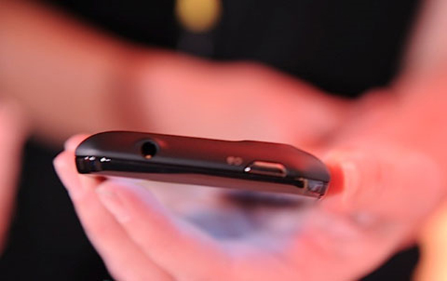 Ảnh thực tế Motorola Photon 4G