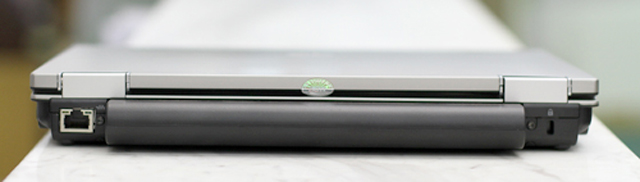 Cận cảnh laptop siêu bền giá rẻ của HP