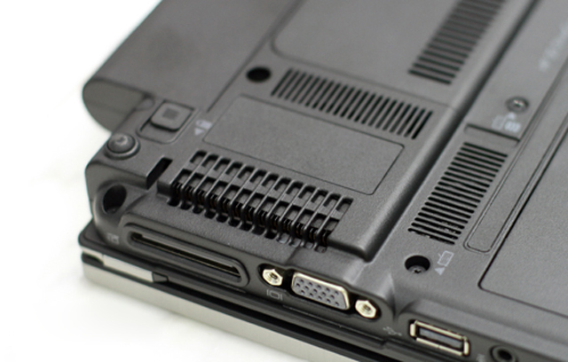 Cận cảnh laptop siêu bền giá rẻ của HP