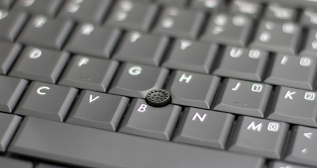 Cận cảnh laptop siêu bền giá rẻ của HP