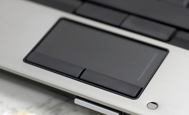 Cận cảnh laptop siêu bền giá rẻ của HP