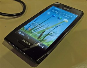 'Đập hộp' và dùng thử Nokia X7
