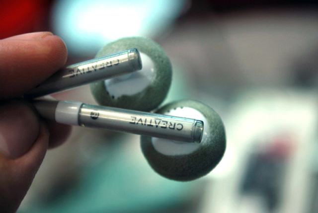 Tai nghe giá rẻ, nay dùng - mai hỏng