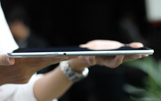 Galaxy Tab 10.1 giá chưa tới 15 triệu