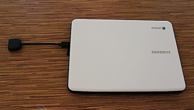 'Đập hộp' Samsung Series 5 ChromeBook
