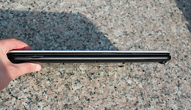 'Đập hộp' Samsung Series 5 ChromeBook