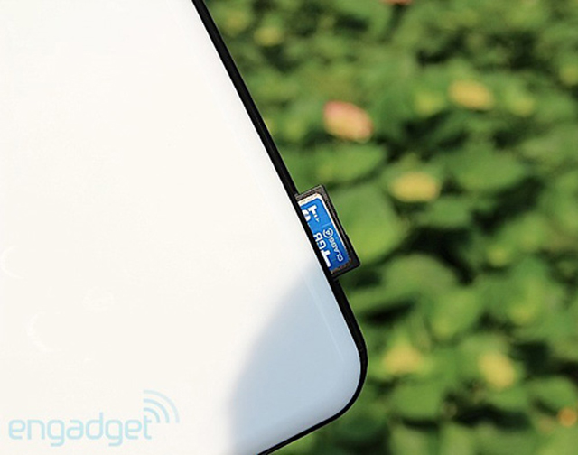 'Đập hộp' Samsung Series 5 ChromeBook