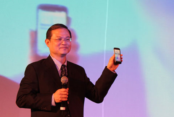 HTC Sensation chính hãng 15,2 triệu