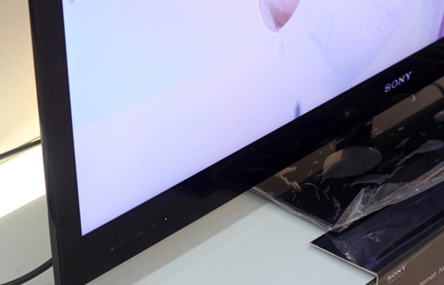 Ngắm mẫu 3D cao cấp NX720 của Sony