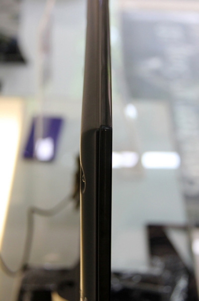 Ngắm mẫu 3D cao cấp NX720 của Sony