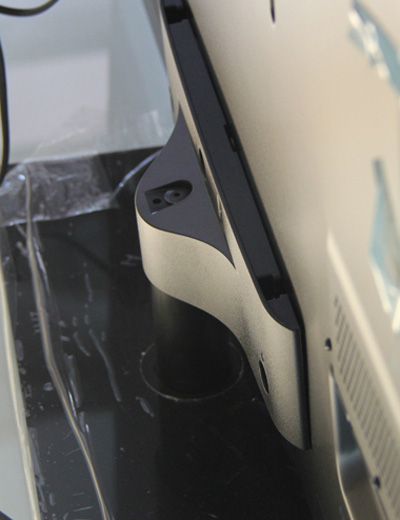 Ngắm mẫu 3D cao cấp NX720 của Sony