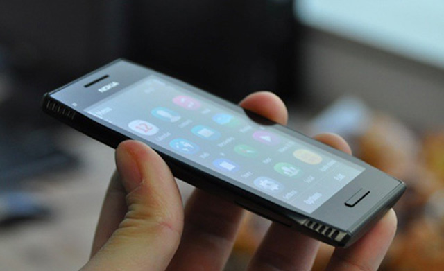 Nokia chuẩn bị bán X7 và E6 ở VN