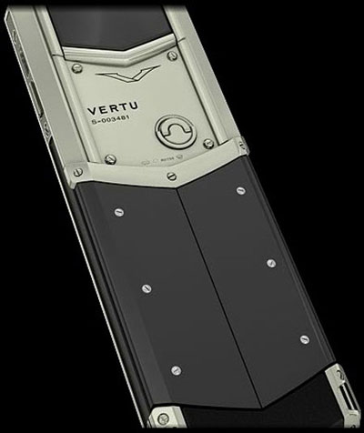 Vertu tung điện thoại xa xỉ mới
