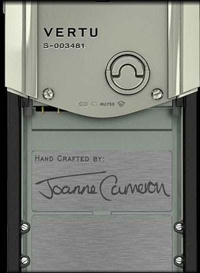 Vertu tung điện thoại xa xỉ mới
