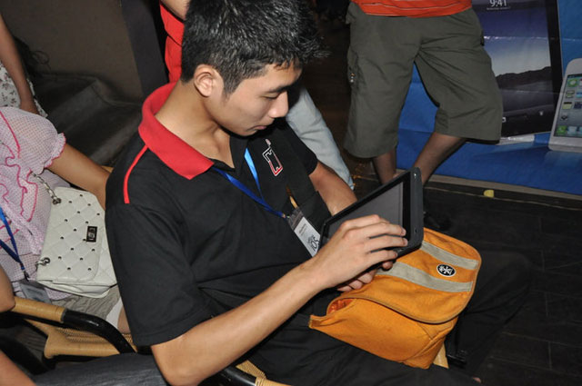 Những con số ấn tượng về cuộc chiến Android và iOS ở VN