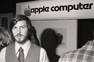 Cuộc đời Steve Jobs qua ảnh