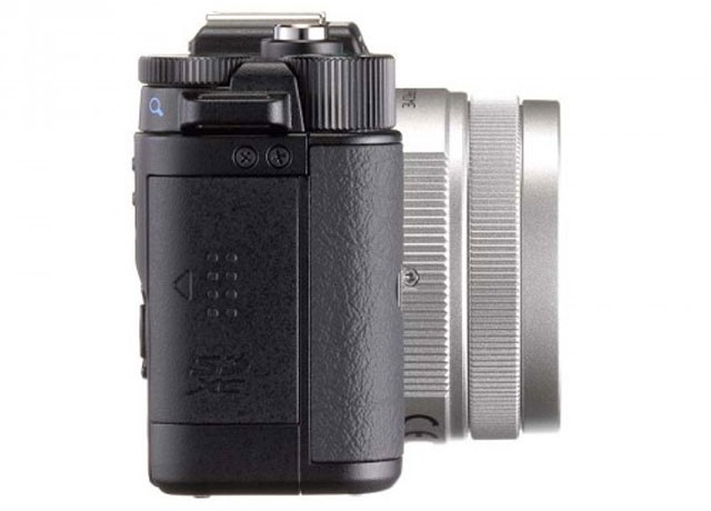 Pentax Q, đối thủ của Sony NEX C3, trình làng