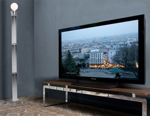 TV 3D khổng lồ giá rẻ